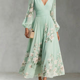 Gabriela ™ Vestido midi floral plisado de gasa con escote en V verde claro