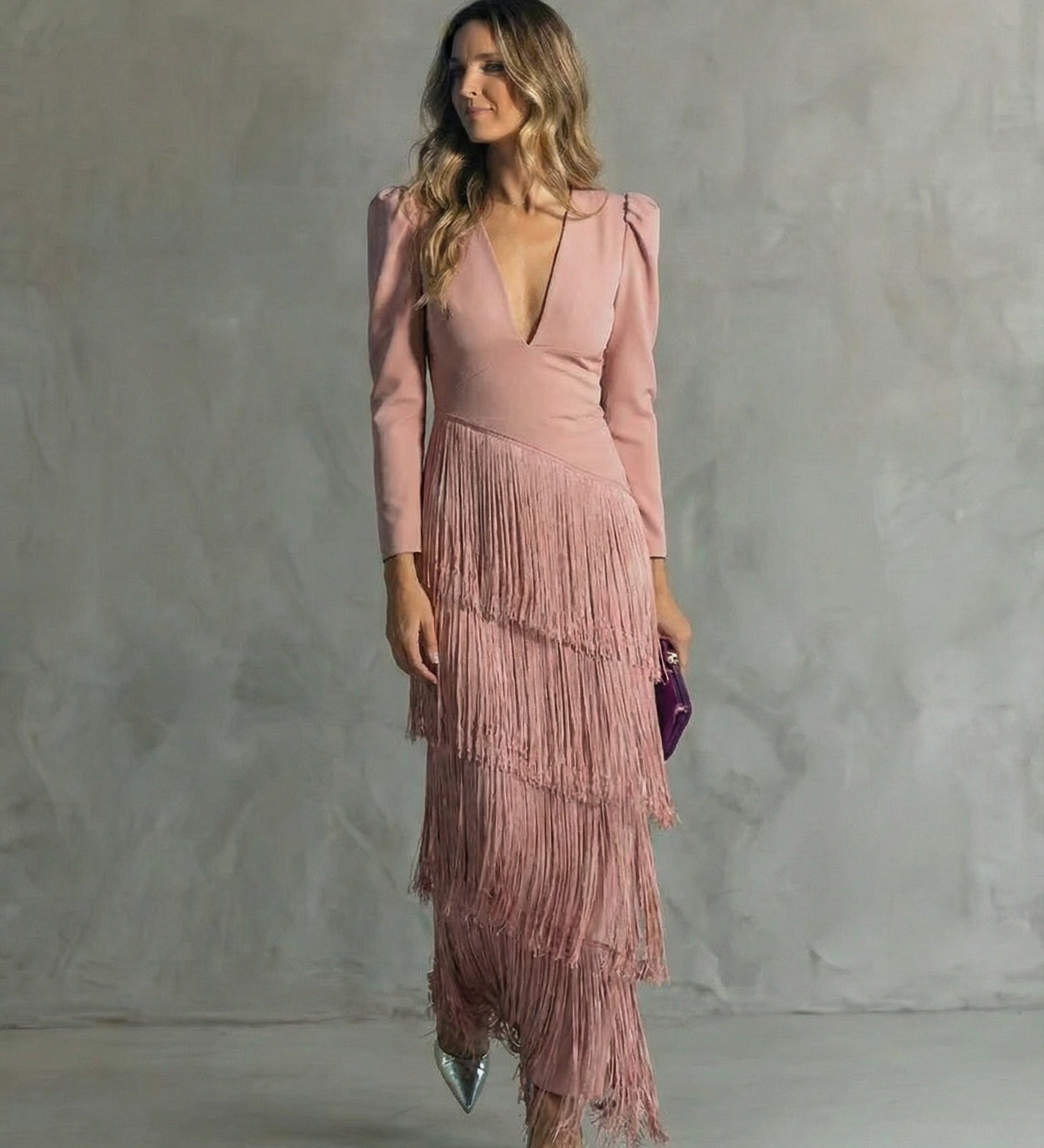 Alessia - Vestido midi elegante con mangas de flecos